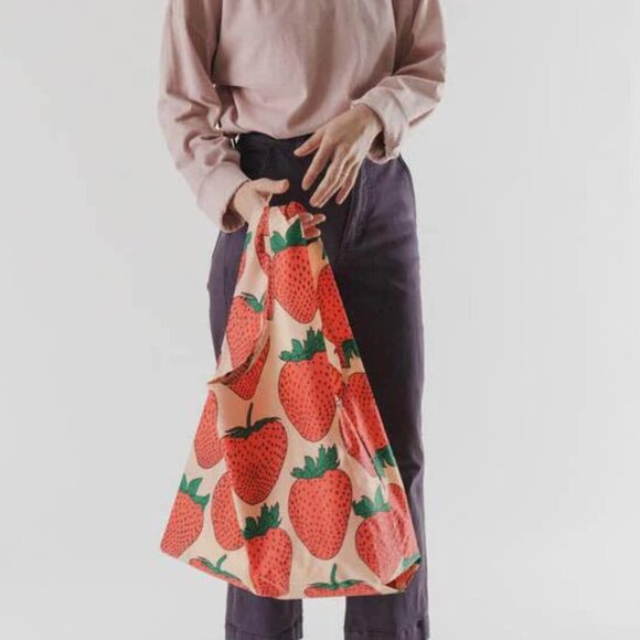 NWT Standard Baggu - Strawberry - Picture 7 of 7